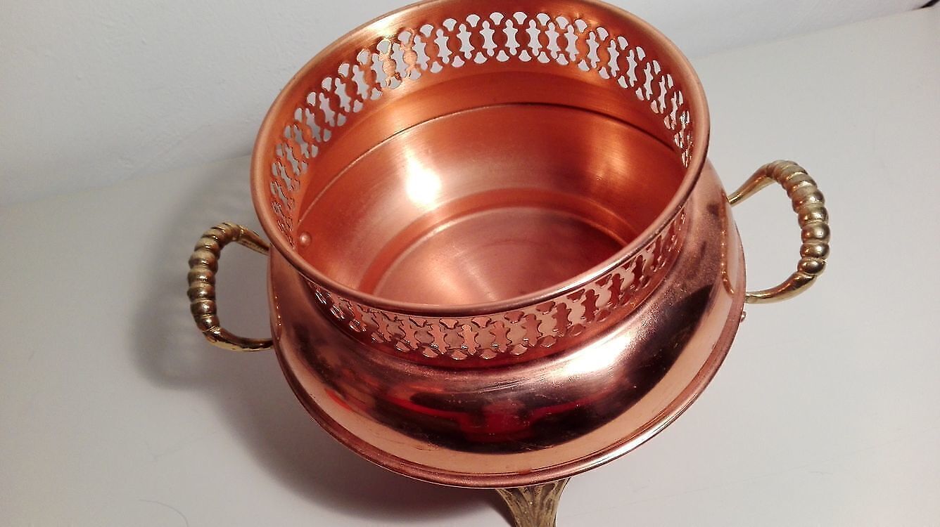 Vasest suurem pott,nõu vms, Metalutil (Y) - Image 4