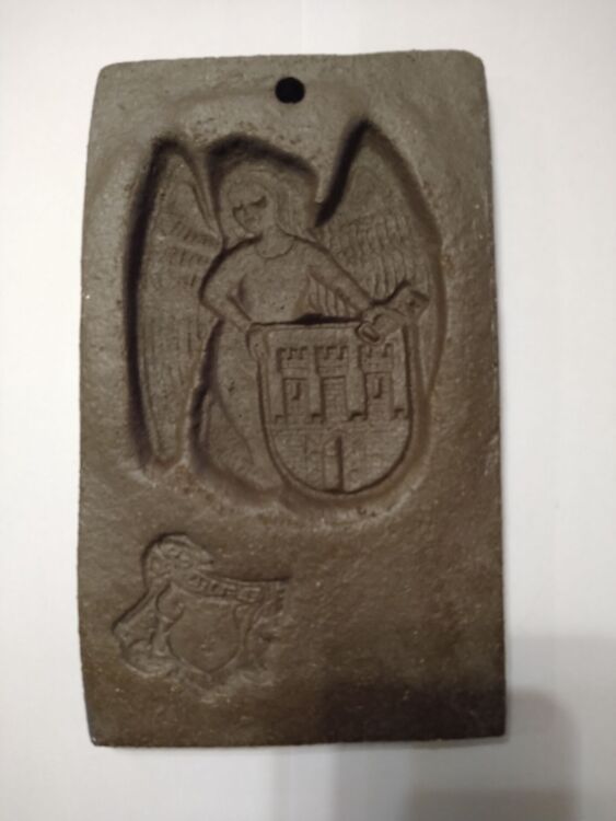 Seinakaunistus, Ingel,AtlaManor,Eesti keraamika