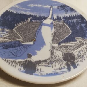 Portselanist seinataldrik Holmenkollen (Y)