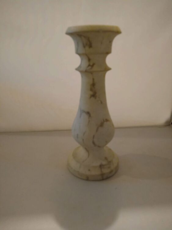 Kivist küünlajalg (Y)