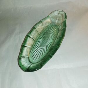 Vanem rohelisest klaasist vaagen (Y)