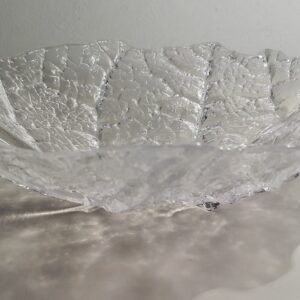 Klaasist kauss-vaagen. Leheke. Mats Jonasson (Y)