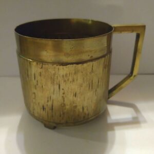 Vana metallist klaasihoidja (Y)