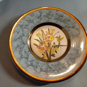 Portselanist seinataldrik,Chokin,​ lilled (V)