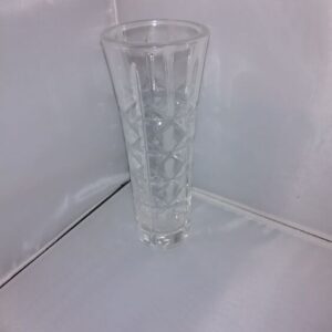 Ilus klaasist vaas (Y)