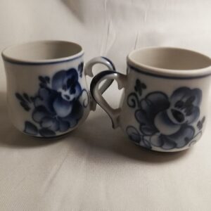 Portselanist vanemad tassid, Gzhel, 2 tk (Y)