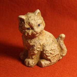 Portselanist kassi kuju (Y)