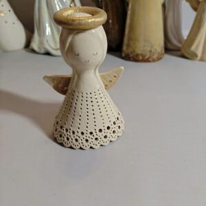 Portselanist kuju, Ingel (Y)