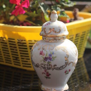 Portselanist vaas. Zeh Scherzer Bavaria (Y)