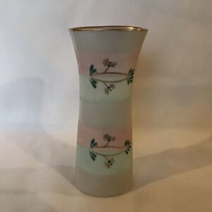 Portselanist vaas,käsimaal,60-ndad (Y)