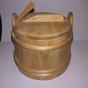 Puidust toos kaanega(Y)