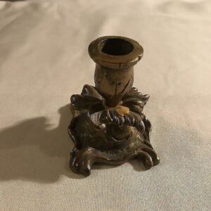 Metallist küünlajalg (Y)