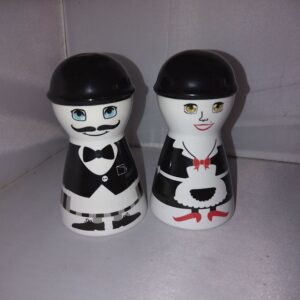 Portselanist maitseainetoosid (Y)