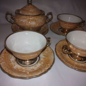 Portselanist tassikomplektid 4-le & suhkrutoos (Y)