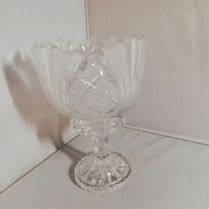 Ilus jalaga kristallkauss vms, Crystal (Y)