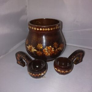 Puidust kauss ja kulbid (Y)