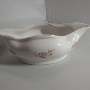 Vanem portselanist kastme- või soustikann (Y)