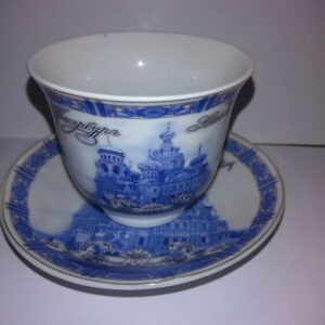 Portselanist tassikomplekt. Peterburg (Y)