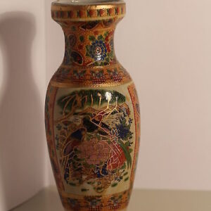 Keraamiline idamaine linnumotiividega vaas (Y)