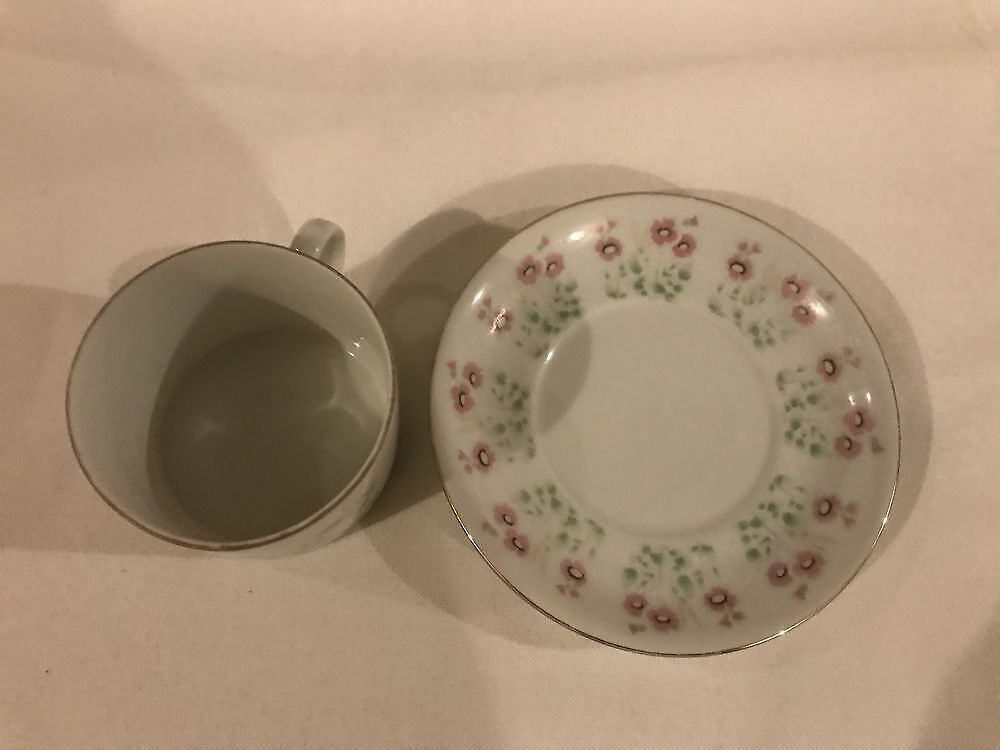 Ilus lilledekooriga tassikomplekt (Y) - Image 5