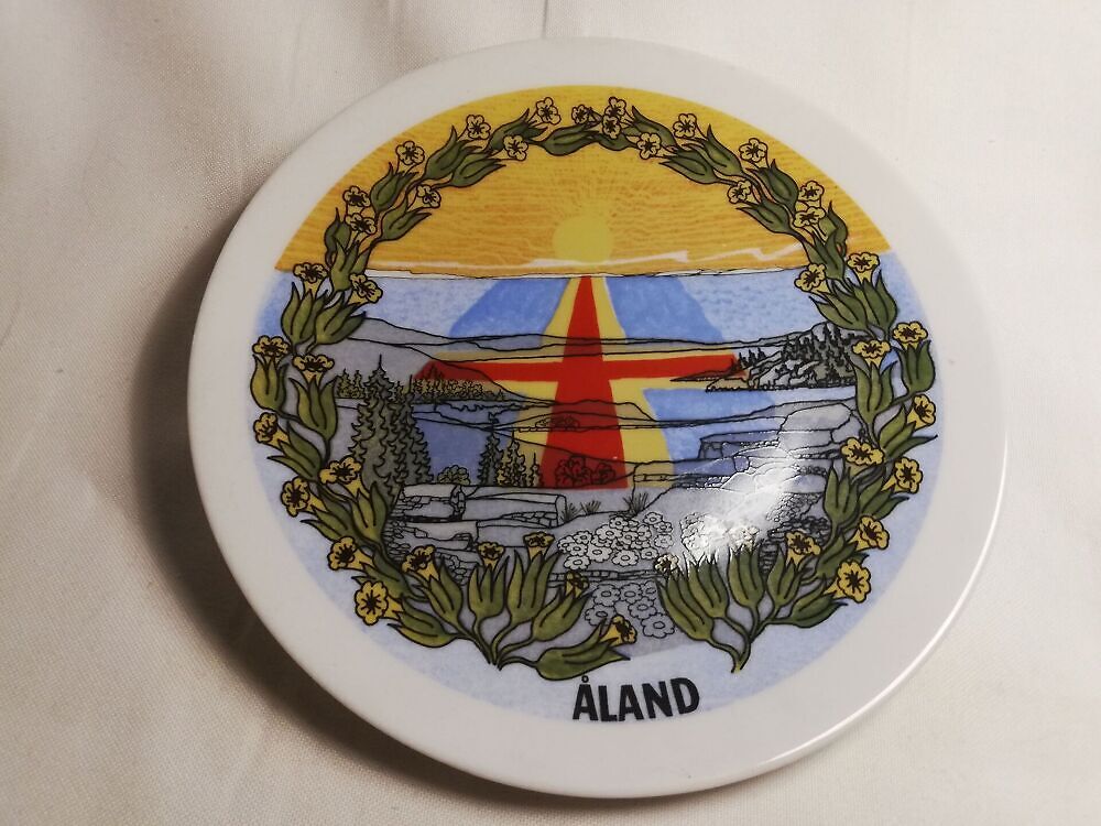 Portselanist seinataldrik Äland (Y)