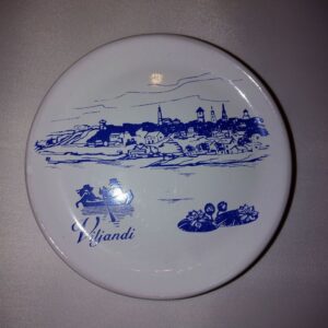 Portselanist seinataldrik Viljandi (Y)