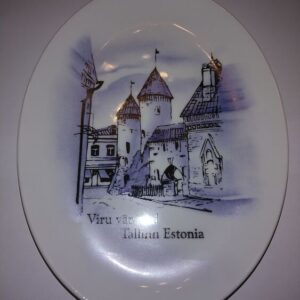 Portselanist seinataldrik Tallinn Viru väravad,käsimaal (Y)