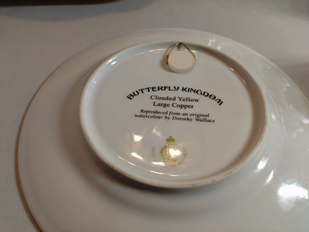 Portselanist seinataldrik. Butterfly kingdom (Y) - Image 4