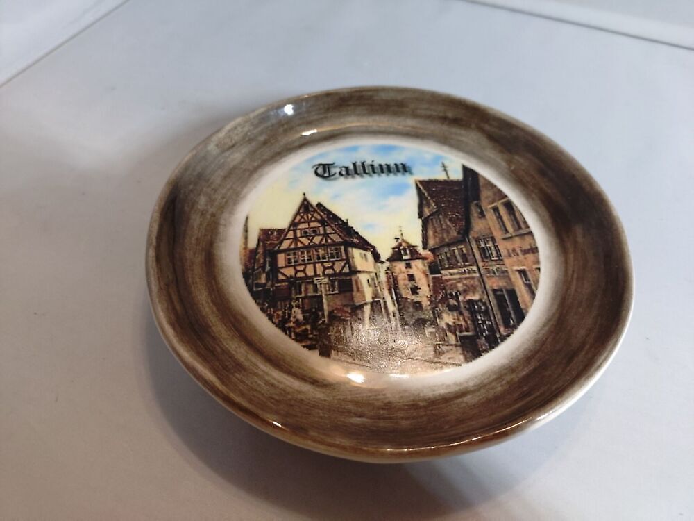 Keraamiline seinataldrik ,Tallinn (Y) - Image 3