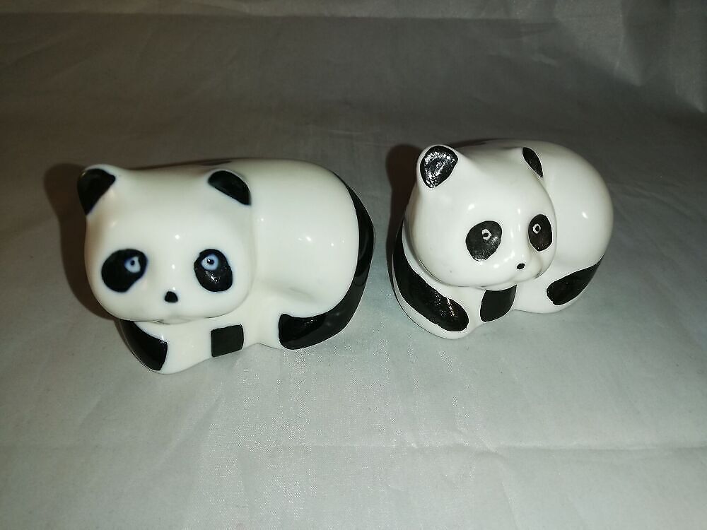 Portselanist panda kujud,2 tk (Y)