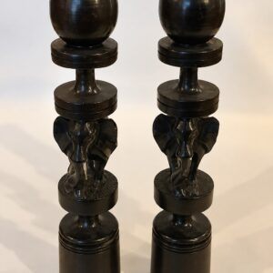 Vintage puidust küünlajalad elevandifiguuridega, 2 tk, ca 27 cm