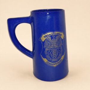 Piirivalvelaevade üksikdivisjoni 1994 keraamiline õllekann – 18,5 cm