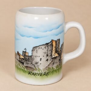 Vintage käsitsi maalitud keraamiline õllekann „Rakvere“, linnuse motiiviga, 13 cm