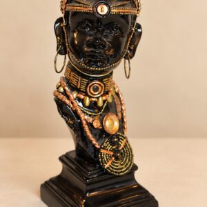 Vintage dekoratiivne Aafrika mehe büst, rikkaliku ehtedekooriga, ca 18 cm
