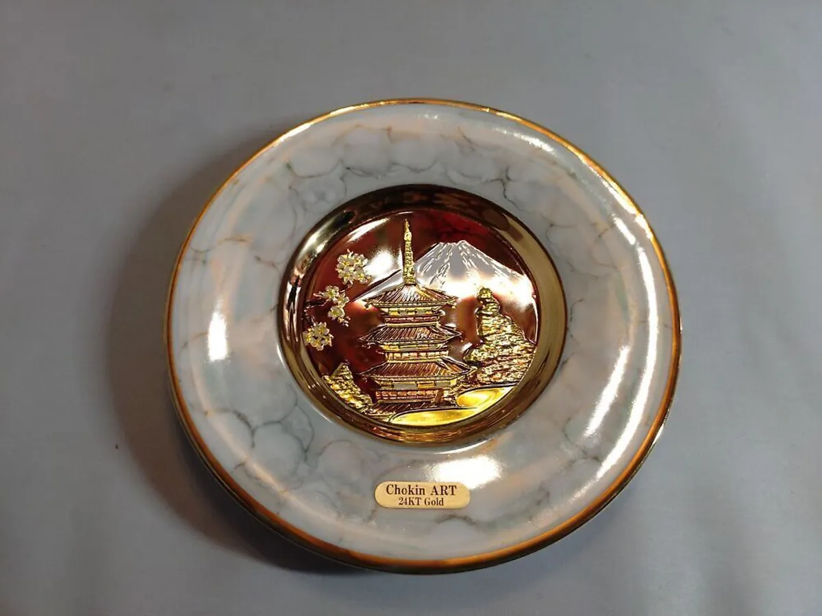Vintage Chokin ART dekoratiivtaldrik pagoodi ja mägivaatega, 24K kullaga, Ø 15 cm - Pilt 4